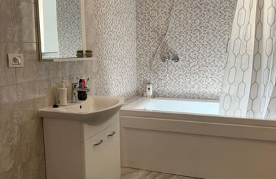 Аренда комфортных 2-комнатных апартаментов 52 м² в районе Tomis Nord, Констанца, Румыния